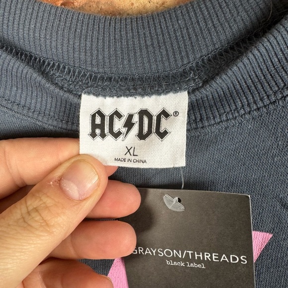 AC/DC Sweatshirt XL NWT - Picture 2 of 2